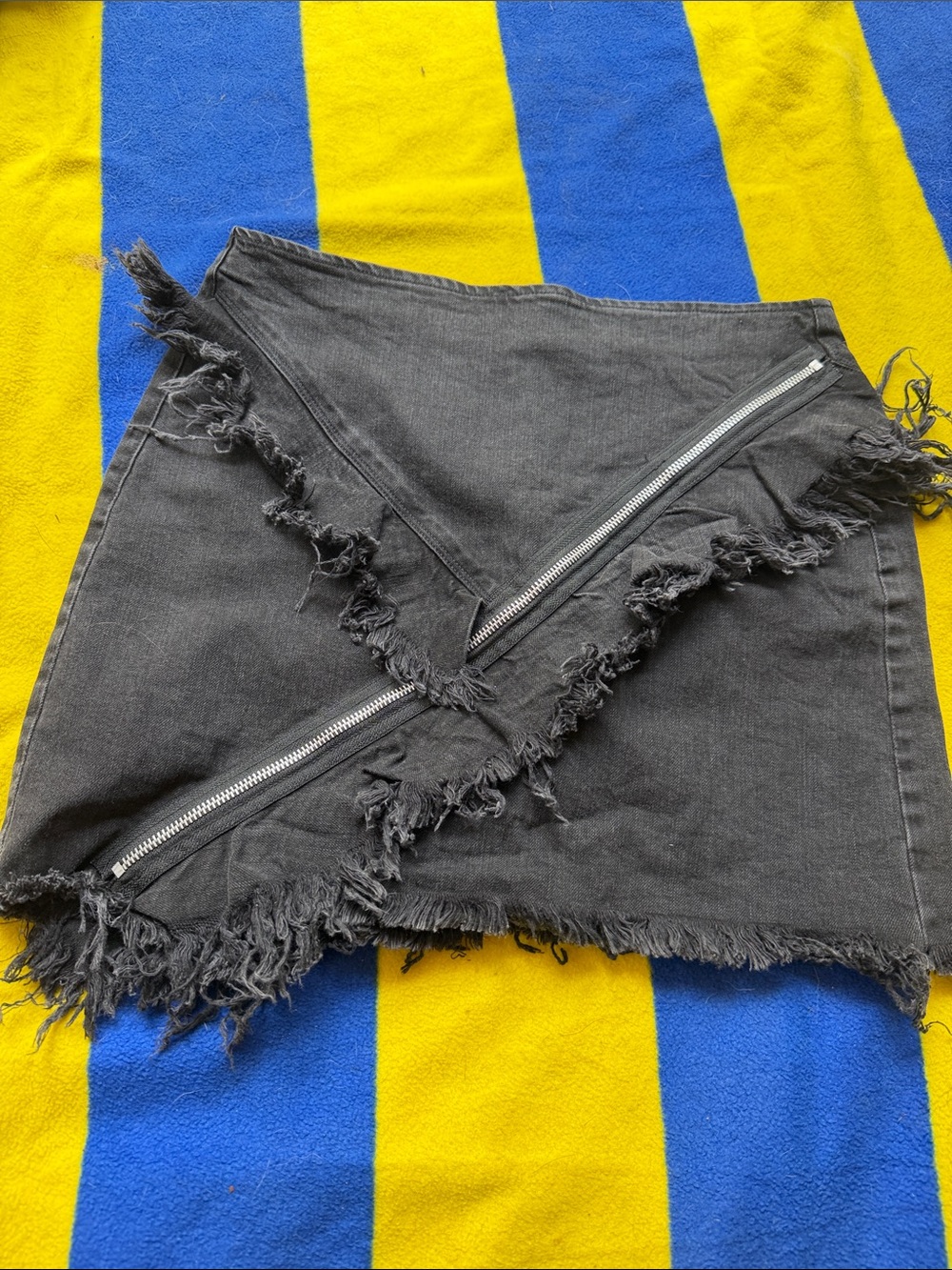 Women’s Black Distressed Mini Skirt with Zip Detail